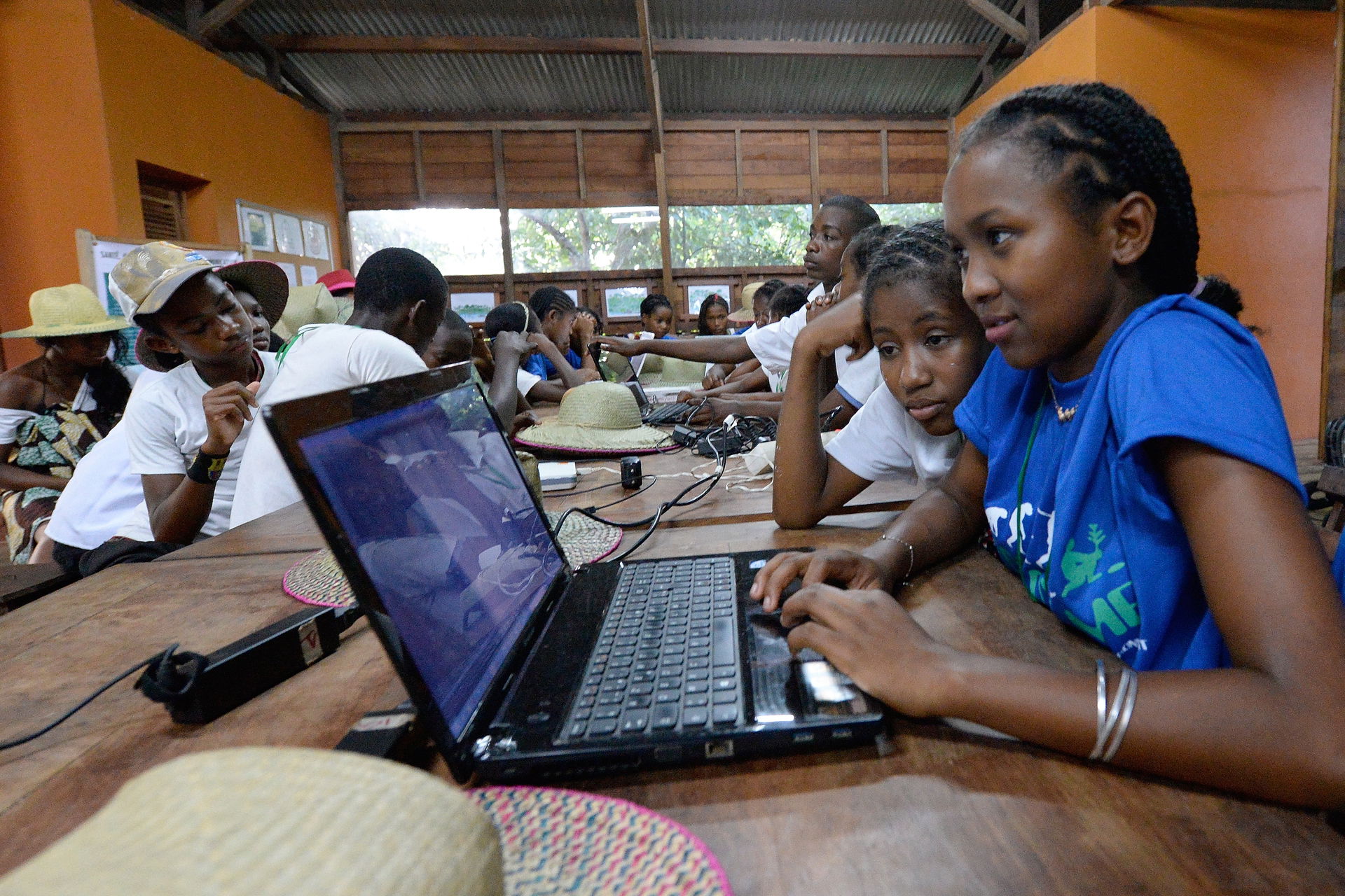 Kinder im MaMaBay Conservation Education Center in Maroantsetra.